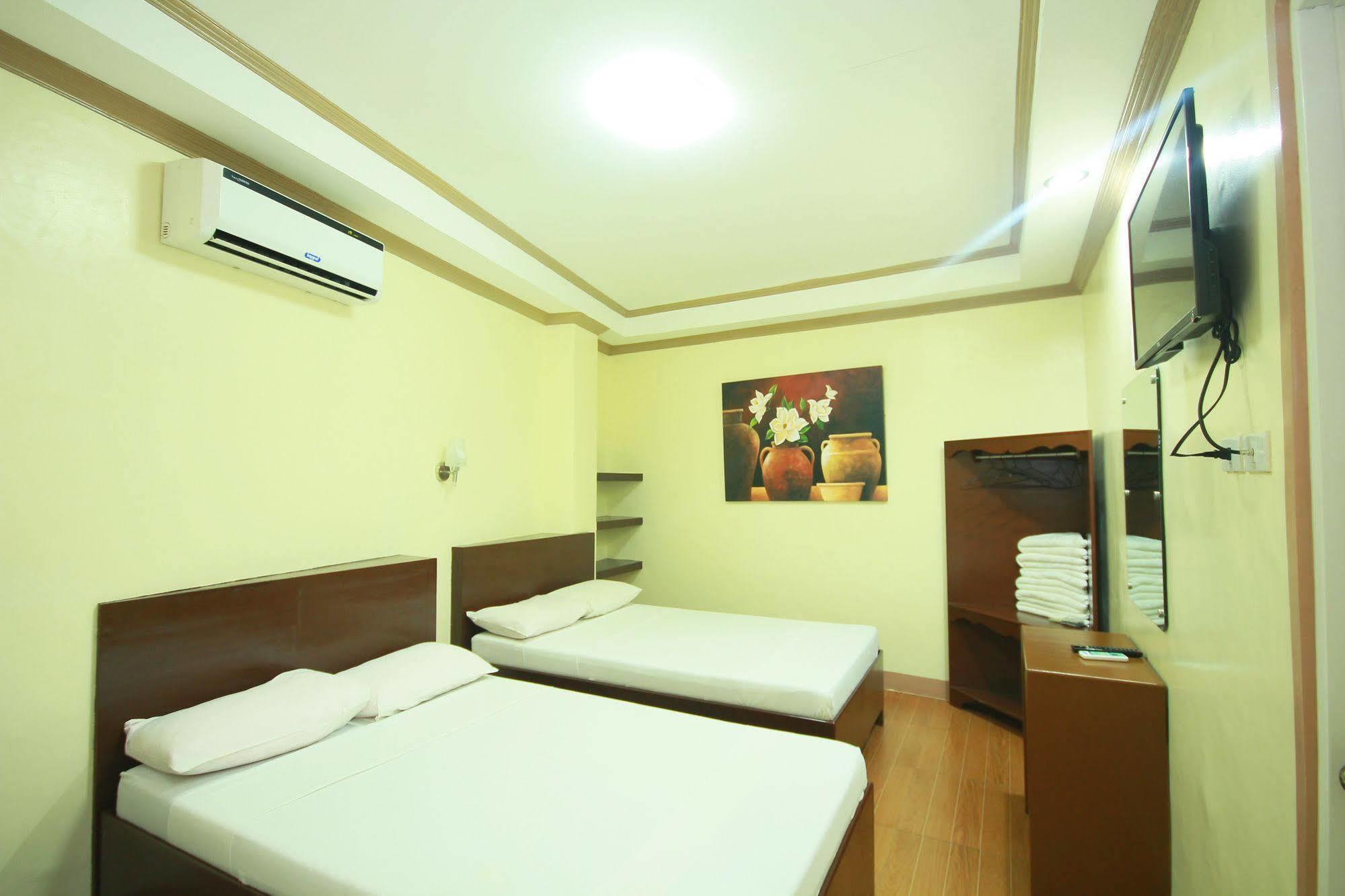 Reddoorz Near Old Tagbilaran Airport Hostel Exterior photo